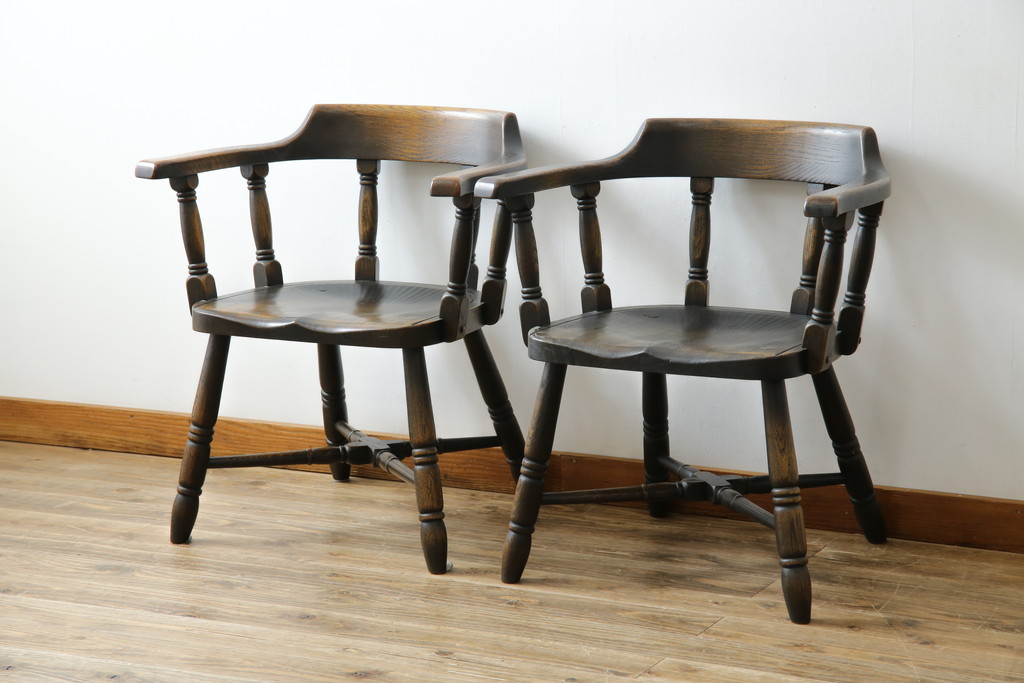 中古　超美品　高級品　飛騨産業　PROVINCIAL(プロヴィンシャル・プロビンシャル)　キツツキ　スモーカーズボウチェア2脚セット(アームチェア、板座チェア、ダイニングチェア、バラ売り可能)(定価2脚で約47万円)(R-083672)