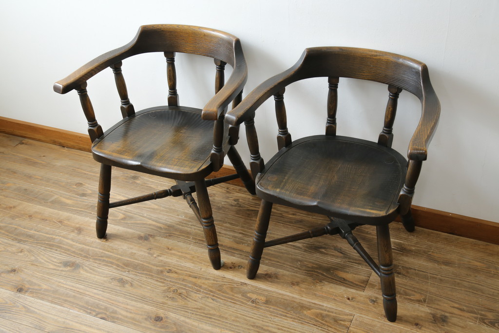 中古　超美品　高級品　飛騨産業　PROVINCIAL(プロヴィンシャル・プロビンシャル)　キツツキ　スモーカーズボウチェア2脚セット(アームチェア、板座チェア、ダイニングチェア、バラ売り可能)(定価2脚で約47万円)(R-083672)
