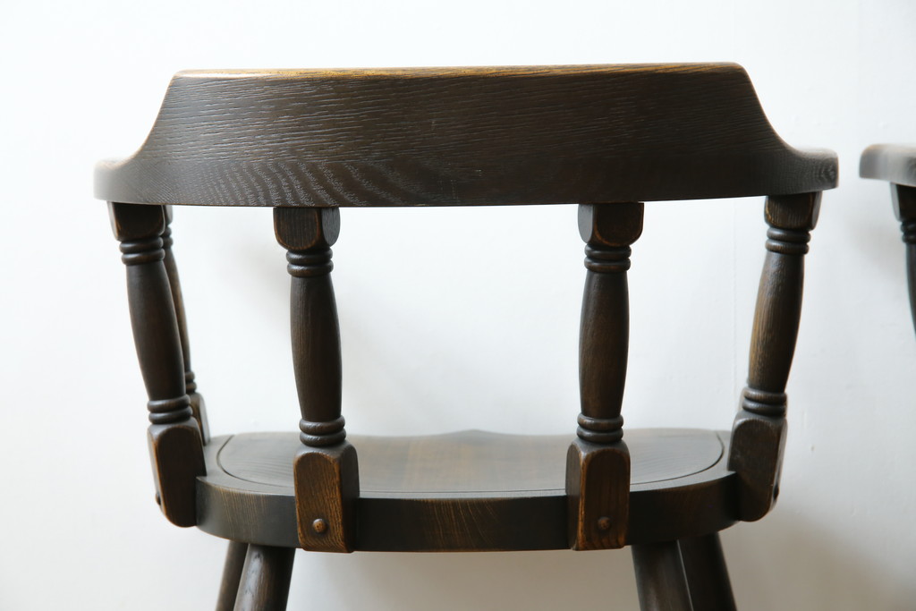 中古　超美品　高級品　飛騨産業　PROVINCIAL(プロヴィンシャル・プロビンシャル)　キツツキ　スモーカーズボウチェア2脚セット(アームチェア、板座チェア、ダイニングチェア、バラ売り可能)(定価2脚で約47万円)(R-083672)