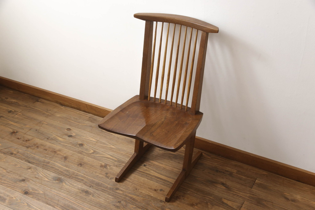 和製ビンテージ　希少!!　ジョージナカシマ　MINGUREN(ミングレン)　小田急ハルク購入　桜製作所　コノイドチェア(CONOID CHAIR)　CN101　スタイリッシュな佇まいのサイドチェア(ジョージ・ナカシマ、板座チェア、ダイニングチェア、椅子、イス、ヴィンテージ、民具連)(R-068125)