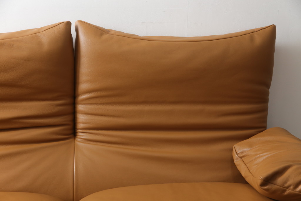 中古 美品 Cassina(カッシーナ) MARALUNGA(マラルンガ) 本革 中古 美品 Cassina(カッシーナ) MARALUNGA(マラルンガ) 本革