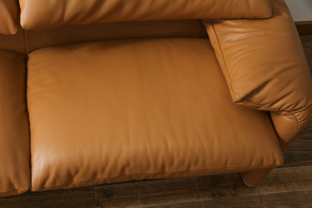 中古 美品 Cassina(カッシーナ) MARALUNGA(マラルンガ) 本革 中古 美品 Cassina(カッシーナ) MARALUNGA(マラルンガ) 本革