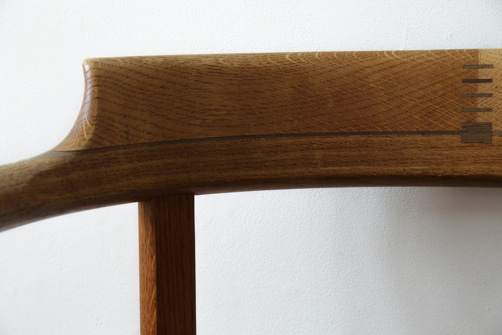 デンマークビンテージ　希少!!　PP Mobler(モブラー)社　ハンス J. ウェグナー(HANS J. WEGNER)デザイン　オリジナル　PP52　オーク材　本革(レザー)　美しいフォルムのチェア(ダイニングチェア、アームチェア、イス、椅子、北欧、ヴィンテージ)(R-083677)