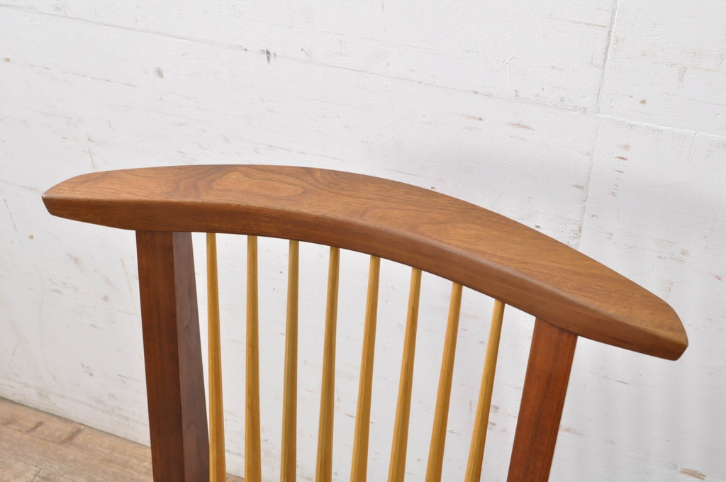 中古　ジョージナカシマ　桜製作所　CONOID CHAIR　CN101　mina perhonen(ミナペルホネン)クッション付き　tambourine(タンバリン)　スタイリッシュな佇まいのコノイドチェア(ジョージ・ナカシマ、サイドチェア、板座チェア、ダイニングチェア、椅子、イス、皆川 明)(R-069056)