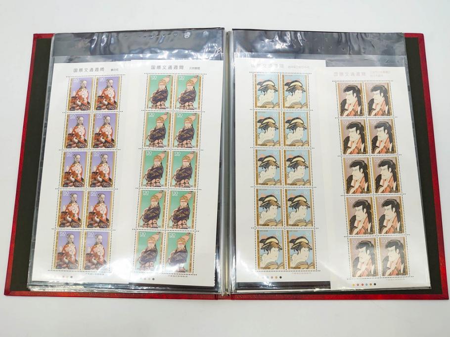 未使用切手　日本郵便　額面466,000円以上　切手シート・バラ等一式まとめてセット(記念切手、切手帳、切手コレクション、趣味週間、日本昔ばなし、近代美術、万国、ビードロを吹く娘、市川海老蔵、鞠つき)(R-077305)