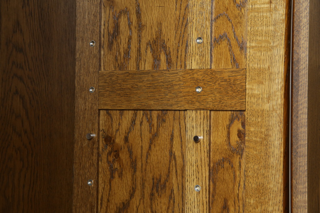 中古　美品!!　北海道旭川 近藤工芸　Solid Furniture OAK (ソリッドファニチャー オーク)　オーク材　クラシカルで上品な佇まいのビューローブックケース(ライティングビューロー、簿記机、本箱、本棚、飾り棚、収納棚、戸棚、ワークデスク、在宅用、在宅ワーク用)(R-082612)