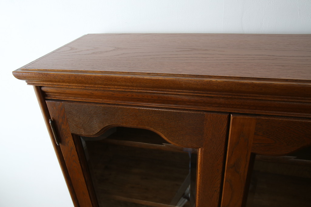 中古　美品!!　北海道旭川 近藤工芸　Solid Furniture OAK (ソリッドファニチャー オーク)　オーク材　クラシカルで上品な佇まいのビューローブックケース(ライティングビューロー、簿記机、本箱、本棚、飾り棚、収納棚、戸棚、ワークデスク、在宅用、在宅ワーク用)(R-082612)