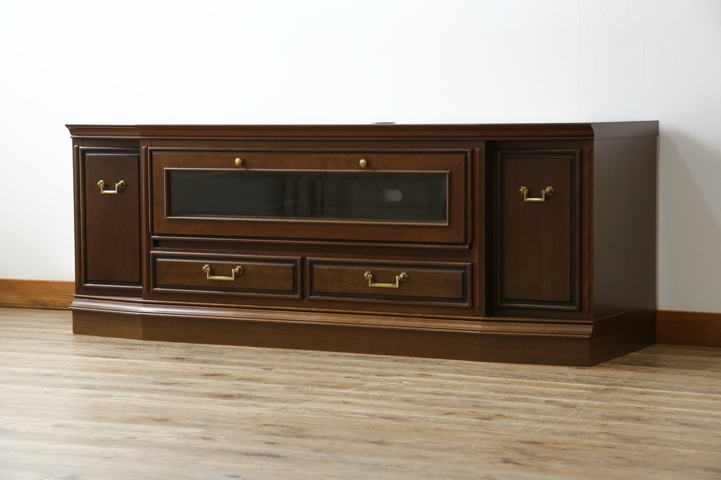 中古　美品　maruni(マルニ木工)　地中海ロイヤル(ROYAL)　クラシカルな雰囲気が魅力的なテレビ台(サイドボード、サイドキャビネット、リビングボード、ローボード、収納棚、戸棚)(R-083206)
