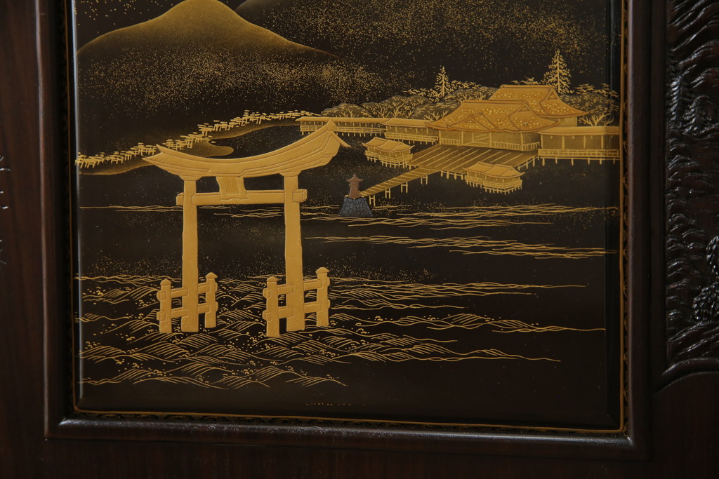 中古　超美品!!　最高級　伝統工芸品　大阪唐木指物　好斉作　蒔絵入り　漆塗り　中澤唐木　紫檀(シタン)材　和の空間を引き立てる輪島塗りの衝立て(仕切り、パーテーション、つい立て、衝い立て)(定価約200万円)(R-071411)