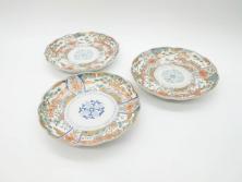 幕末期　伊万里　色絵　染付　約22cm　7寸　煌びやかな金彩が魅力的な中皿3枚セット(獅子、松竹、和食器、七寸)(R-070490)