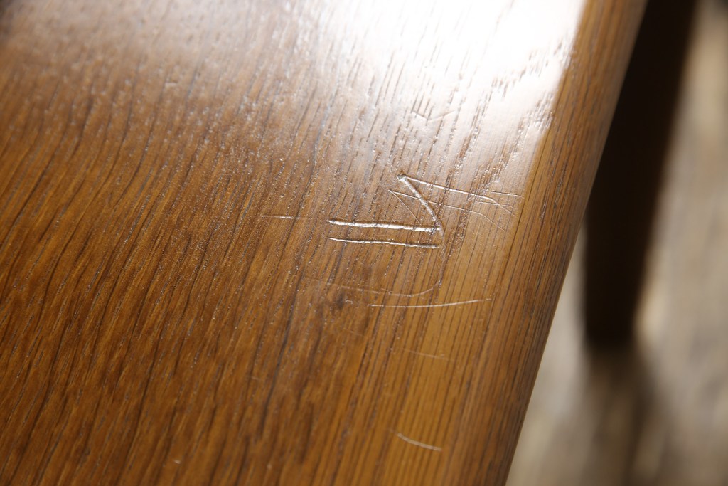 中古　デンマーク家具　Hans J Wegner(ハンス・J・ウェグナー)　GETAMA(ゲタマ)　洗練されたスタイリッシュさが魅力的なセンターテーブル(コーヒーテーブル、リビングテーブル)(R-051650)