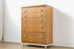 アンティーク家具　前面ケヤキ材　繊細で上品な金具が魅力の仙台箪笥ローボード(テレビ台、テレビボード、ローチェスト、引き出し)(R-052100)