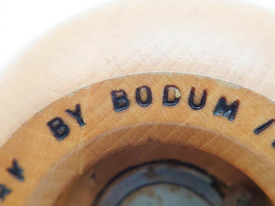 デンマーク　BODUM(ボダム)　シンプルながらもお洒落な雰囲気溢れるワイン&ウォーターデキャンタ・ペッパー&ソルトミルセット(フラスコ型、デカンタ、水差し、酒器)(R-070647)