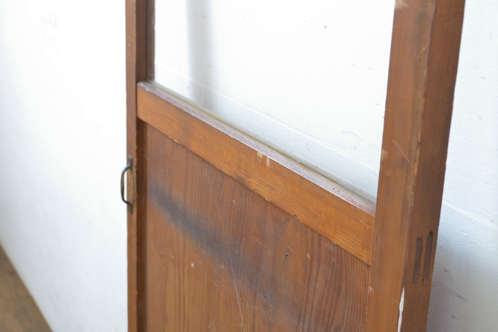 アンティーク建具　昭和中期　ガラス窓入りのシンプルなドア1枚(木製扉)(R-063680)