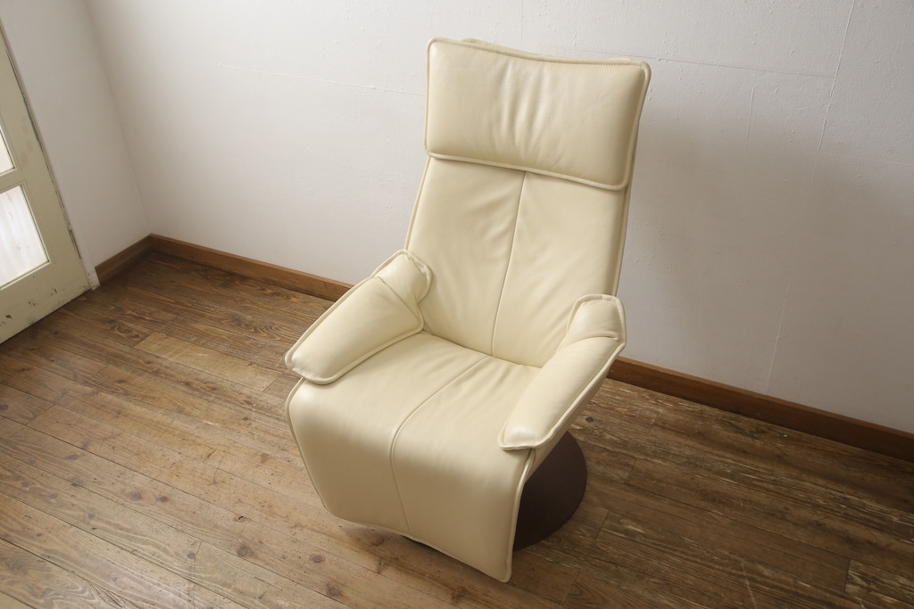 中古　本革　ノルウェー　Hjellegjerde(イエリアーダ社)　優雅なくつろぎの時間におすすめのリクライニングチェア(椅子、アームチェア、1人掛けソファ)(R-057899)