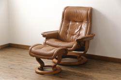 中古　EKORNES(エコーネス)　ロイヤルシリーズ　本革(レザー)　極上のくつろぎの時間を演出するストレスレスチェア+オットマンのセット(クラシックベース、アームチェア、リクライニングチェア、椅子、イス、1人掛けソファ、1Pソファ、フットスツール、北欧)(定価約46万円)(R-065468)