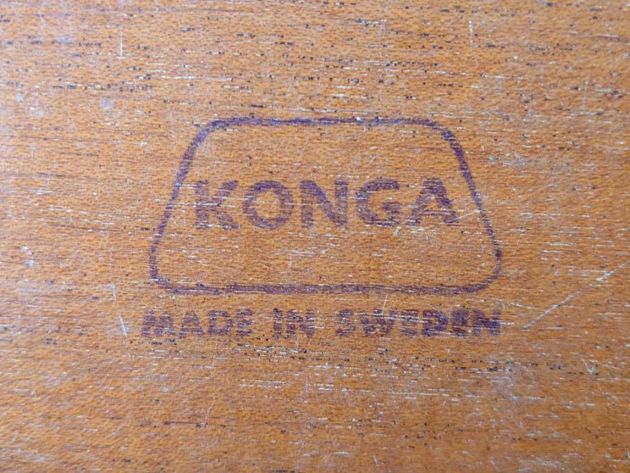 スウェーデン　KONGA　チーク材　素朴な風合いが温かい雰囲気を醸し出すトレー3枚セット(北欧雑貨、お盆、木製盆、トレイ)(R-070715)