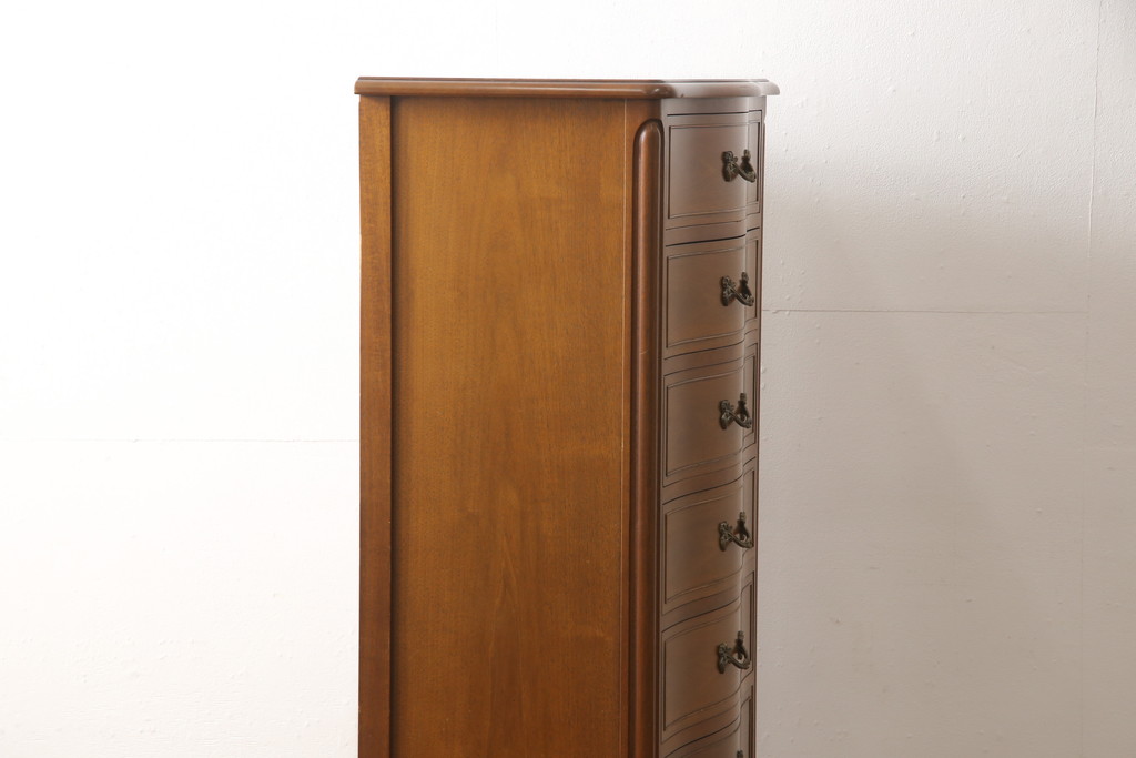 中古　美品　DREXEL HERITAGE(ドレクセルヘリテイジ)　Touraine(ツーレイン)シリーズ　上品な佇まいのランジェリーチェスト(引き出し、サイドチェスト)(R-058792)
