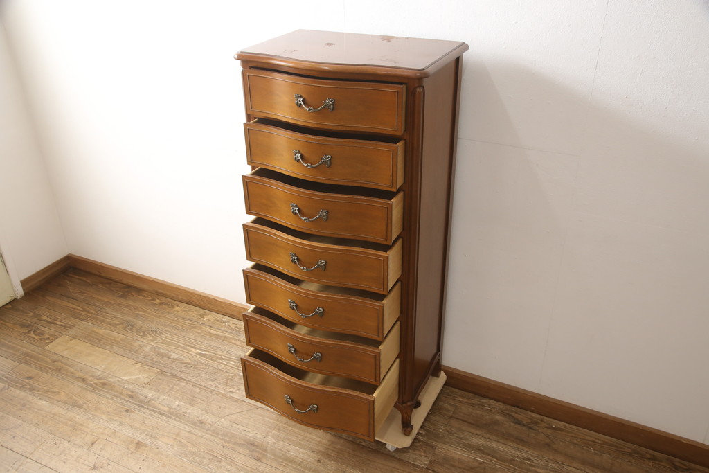 中古　美品　DREXEL HERITAGE(ドレクセルヘリテイジ)　Touraine(ツーレイン)シリーズ　上品な佇まいのランジェリーチェスト(引き出し、サイドチェスト)(R-058792)