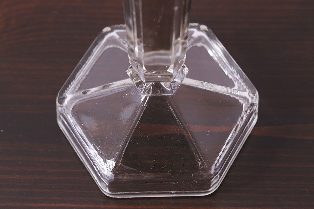 アンティーク雑貨　イギリスビンテージ　シンプルなデザインのガラス製キャンドルスタンド(ろうそく立て)(2)