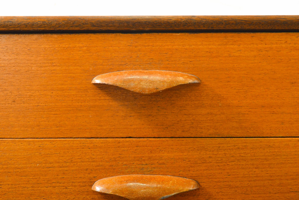 イギリスビンテージ　チーク材　スリムな脚がおしゃれなサイドチェスト(サイドボード、引き出し、ヴィンテージ)(R-063489)