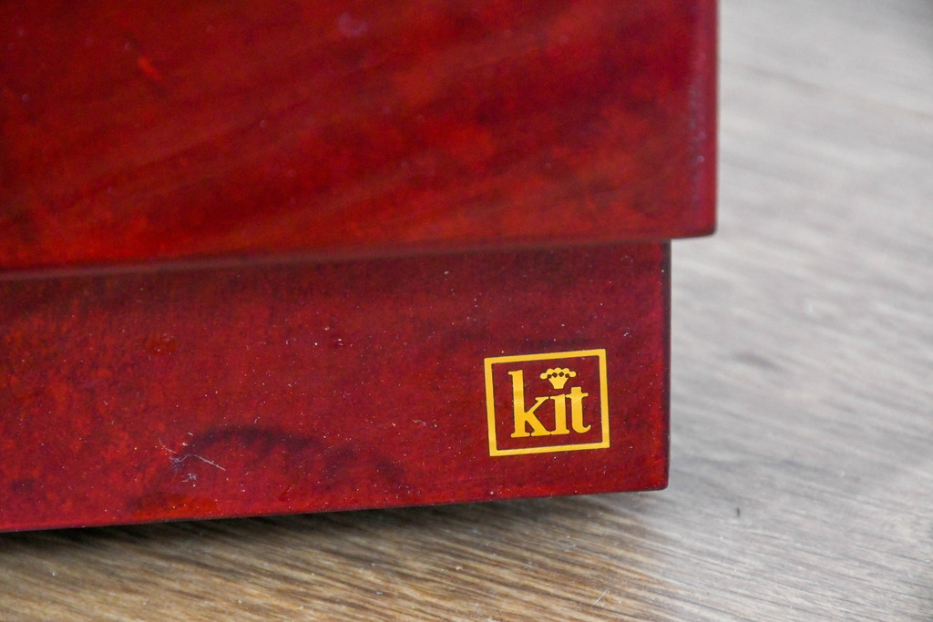 中古　展示品　超美品　キットファニチュア(KIT FURNITURE)　北谷家具　インテリア性と収納力を兼ね備えた優雅な佇まいのアクセサリーキャビネット(ジュエリーケース、ジュエリーボックス、サイドチェスト、引き出し)(定価約105万円)(R-084311)