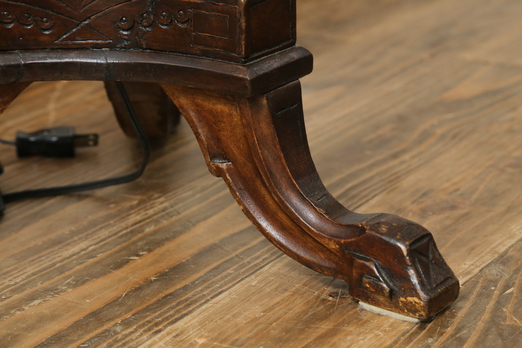 イギリスアンティーク　Lloyd's Antiques(ロイズ・アンティークス)取り扱い　マホガニー材　シックな色合いで落ち着いた空間づくりにおすすめのフロアスタンド(フロアランプ、スタンドライト、スタンド照明、英国)(R-077020)