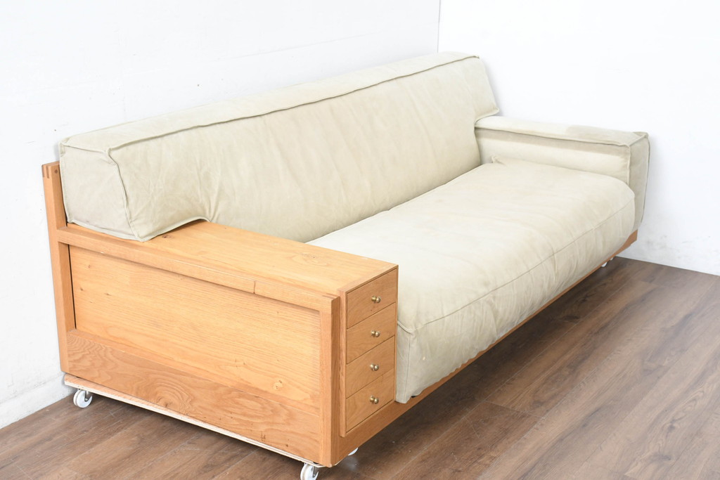 中古　美品　広松木工　コルニーチェ(CORNICE)　ブロックワンアーム　ドロワータイプ　木の温もりと収納力を備えた機能美あふれる2.5人掛けソファ(2P、2.5P、3P、2人掛け、3人掛け、小物収納)(定価約83万円)(R-084406)