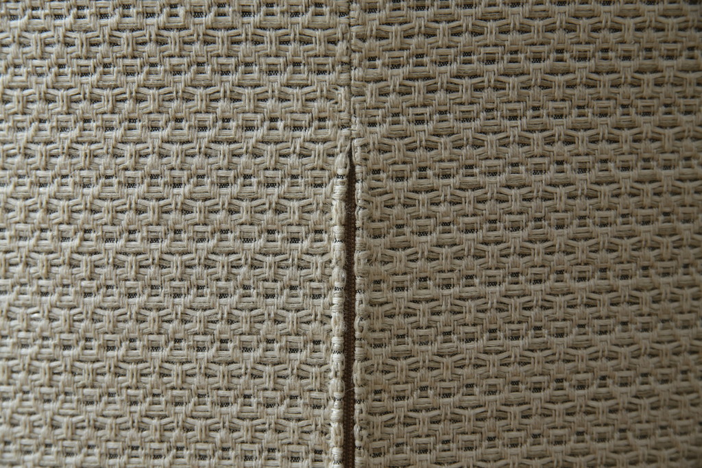 中古　極美品　arflex(アルフレックス)　PANETUN(パネトゥーン)　回転式　シンプルなデザインが魅力のラウンジチェア(パーソナルチェア、一人掛けソファ、1人掛けソファ、アームチェア、回転椅子、回転イス)(定価約30万円)(R-066617)