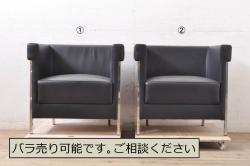 中古　Hermanmiller(ハーマンミラー社)　イームズアルミナムグループ　マネジメントチェア　アイボリーレザー　ホワイトフレーム　キャスター付(定価約31万円)(オフィスチェア、アームチェア、椅子)(R-046093)