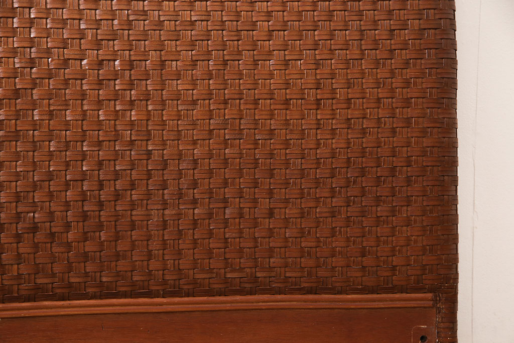 中古　美品　フクラ　アジアンテイストのお部屋にもぴったりなベッドフレーム(定価約30万円)(シングル)(R-053072)