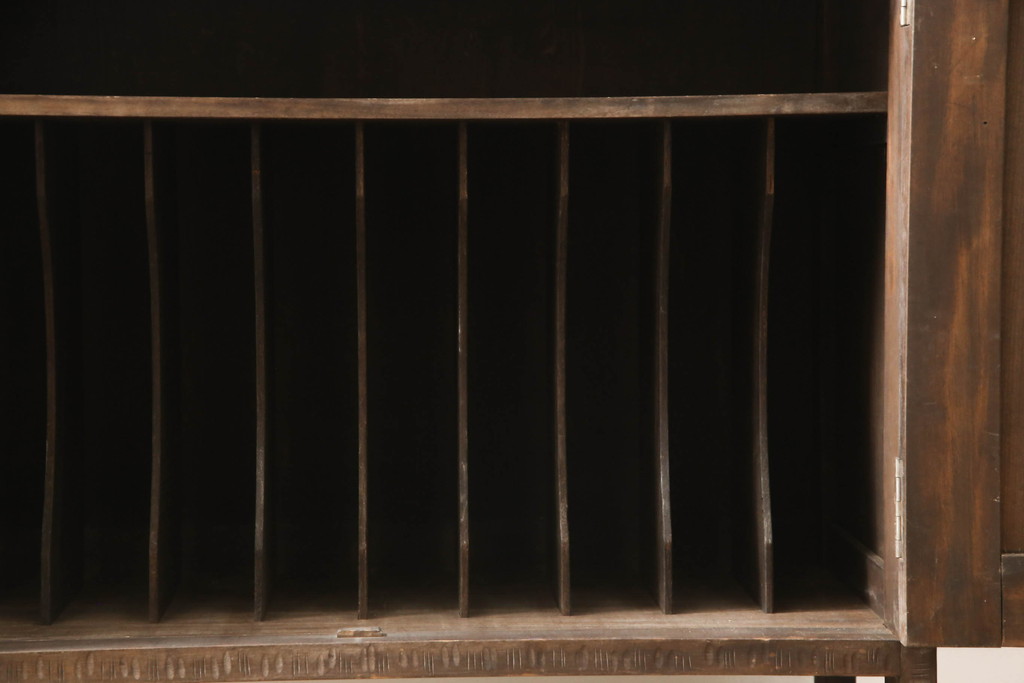 和製ビンテージ　レアモデル　軽井沢彫り　こだわりの空間づくりにおすすめのレコードケース(レコードキャビネット、サイドテーブル、サイドデスク、サイドキャビネット、収納棚、戸棚、ヴィンテージ)(R-070294)