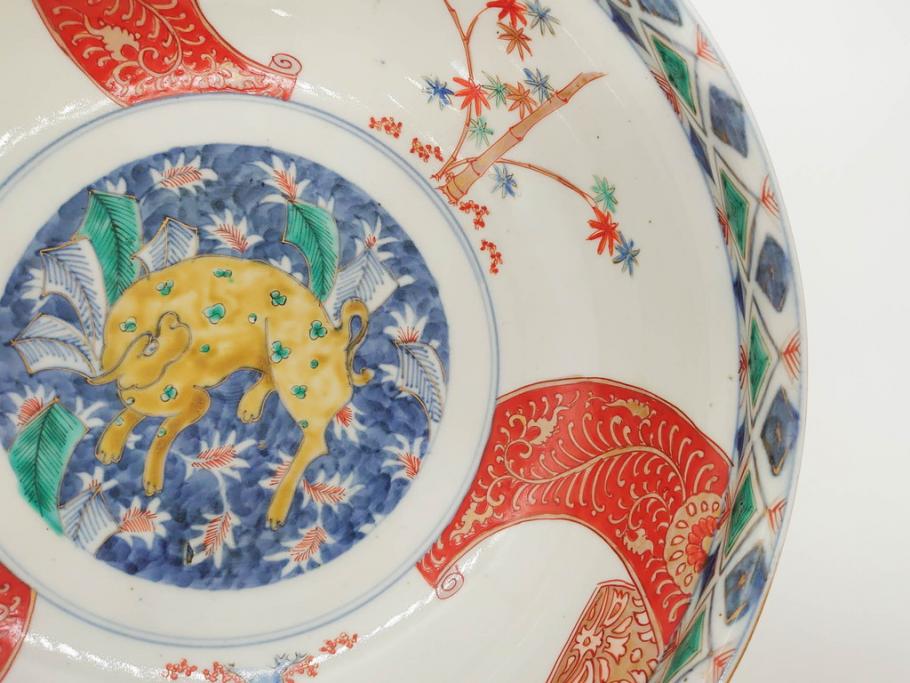 江戸期　古伊万里　上手物　色絵　二重角福　渦福　松竹梅・獅子図　約26cm　8.5寸　色鮮やかな絵付けが目を惹く深鉢(大鉢、八寸五分、和食器、和皿、深皿)(R-077389)