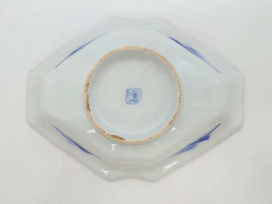 明治〜大正期　伊万里　染付　山水船図　約18cm　5.9寸　鮮やかな青に金と赤色が映える変形皿6枚セット(菱形、八角、金彩、五寸九分、和食器、和皿)(R-077409)