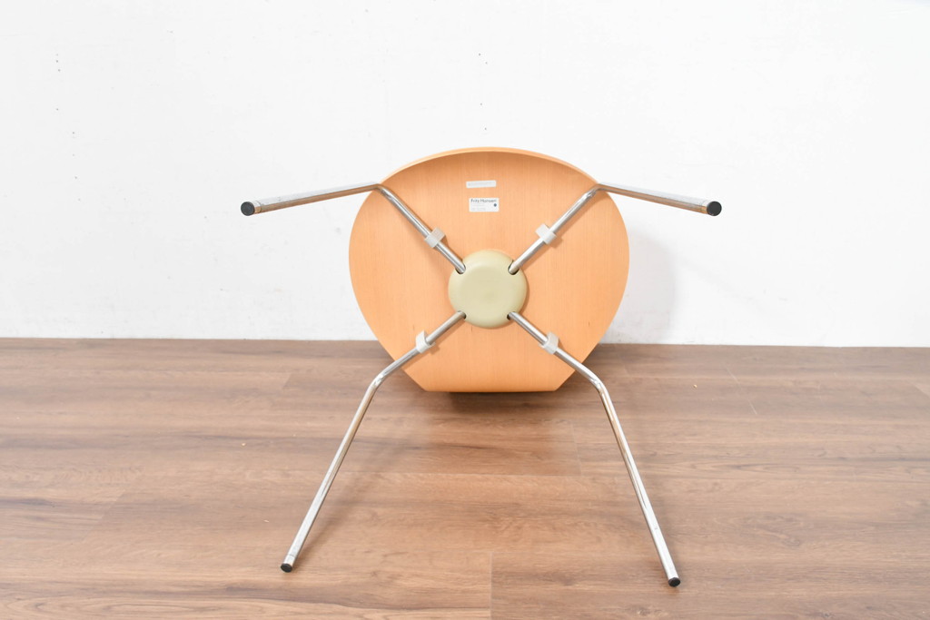 中古　美品　FRITZ HANSEN(フリッツ・ハンセン)　SERIES 7(セブンチェア)　ビーチ材　北欧モダンなお部屋におすすめ!シャープな脚がお洒落なダイニングチェア(板座チェア、椅子、イス)(R-084272)