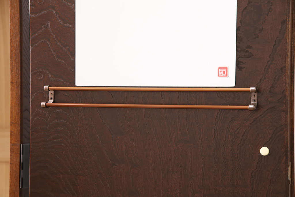 中古　国産　民芸家具　和の風格漂う上質なつくりのワードローブ(洋服タンス、衣装箪笥)(R-046598)