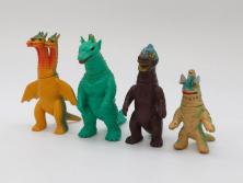 【骨董買取】ゴジラ　チタノザウルス　キングギドラ　エレキング　ソフビ4点セット(東宝、円谷プロ、ウルトラマン、ブルマァク、怪獣、ソフビ、フィギュア、人形、アンティーク)を買取りました。