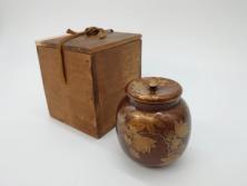 【骨董買取】明治期　時代物　蒔絵　梨地　花柄　棗(茶道具、茶入、茶筒)を買取りました。