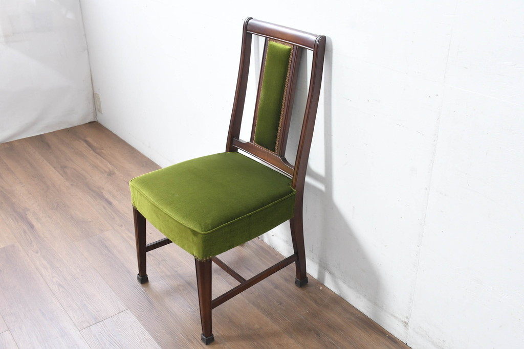 中古　美品　神戸洋家具　メープル不二屋　上品な佇まいが魅力的なダイニングチェア4脚セット(椅子、イス、アームレスチェア、ばら売り可能)(R-084420)