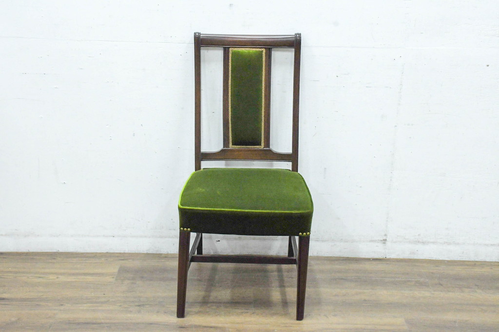 中古　美品　神戸洋家具　メープル不二屋　上品な佇まいが魅力的なダイニングチェア4脚セット(椅子、イス、アームレスチェア、ばら売り可能)(R-084420)