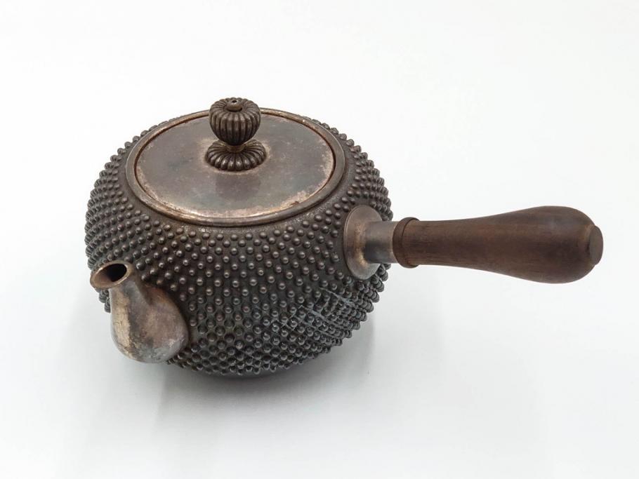 純銀　玉霰　重量 約216g　匠の技が光る急須(銀瓶、横手、煎茶、水注、茶道具、茶器、水差、水指)(R-084504)