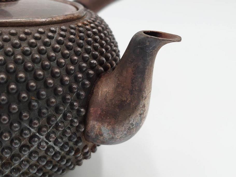 純銀　玉霰　重量 約216g　匠の技が光る急須(銀瓶、横手、煎茶、水注、茶道具、茶器、水差、水指)(R-084504)