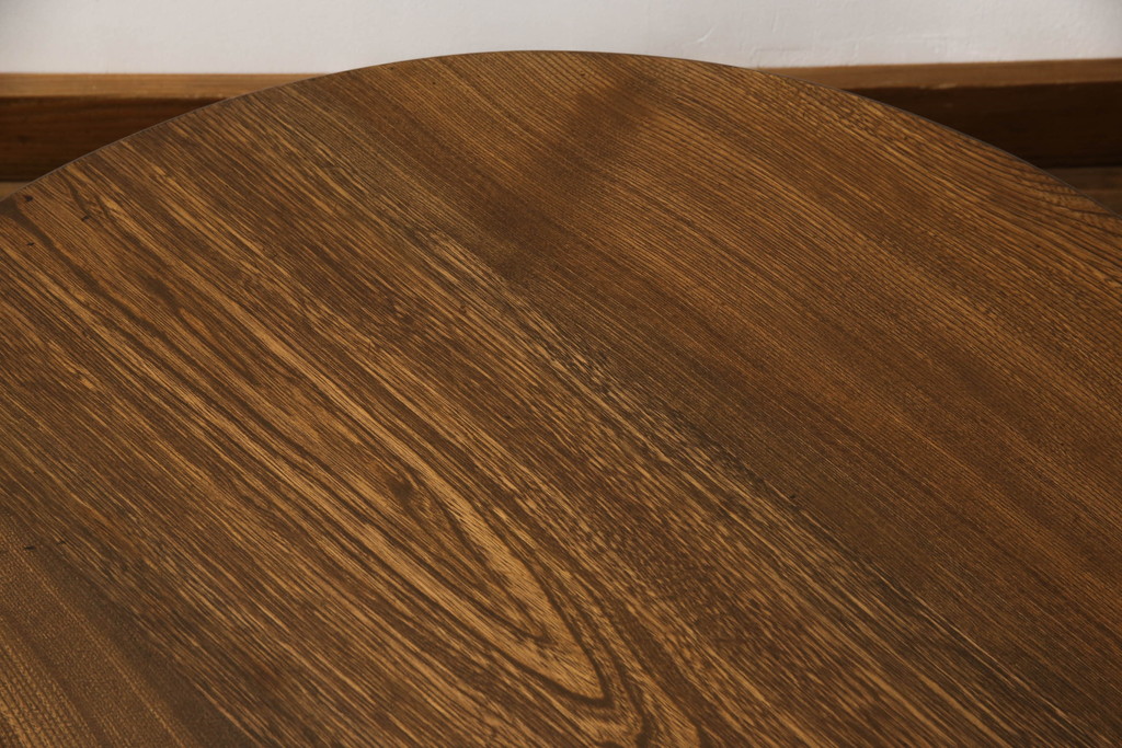 和製アンティーク　栓材　昭和中期　黒塗りの脚がかっこ良い雰囲気を醸し出す丸ちゃぶ台(座卓、折りたたみテーブル、ローテーブル)(R-051453)
