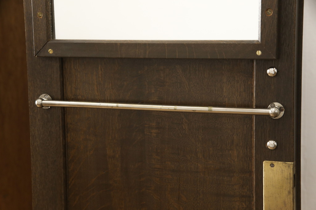 和製ビンテージ　神戸洋家具　ナラ材　上品なデザインが魅力的なワードローブ(洋服タンス、衣装タンス、収納棚、ヴィンテージ)(R-057938)