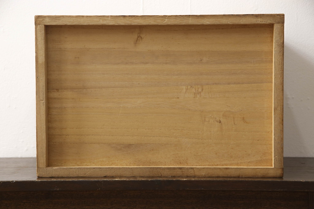 和製アンティーク　総桐材　やさしい色づかいの絵柄がお部屋のアクセントになる小引き出し(チェスト、小物収納、卓上収納)(R-060367)