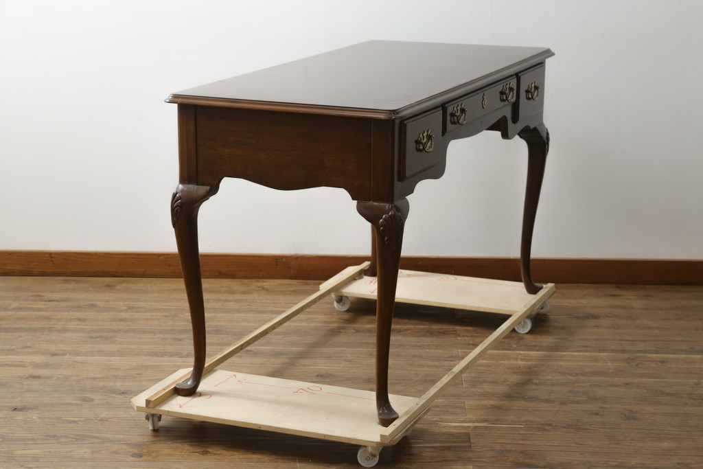 中古　美品　DREXEL HERITAGE(ドレクセルヘリテイジ)　クラシカルな雰囲気漂う猫脚デスク(机、ワークデスク、コンソールテーブル、在宅用、在宅ワーク用)(R-076668)