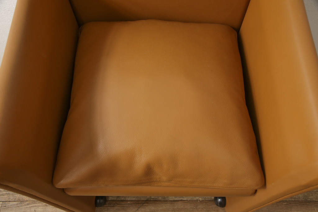 中古 Cassina(カッシーナ) 401 BREAK(ブレーク) MARIO BELLINI 中古 Cassina(カッシーナ) 401 BREAK(ブレーク) MARIO BELLINI