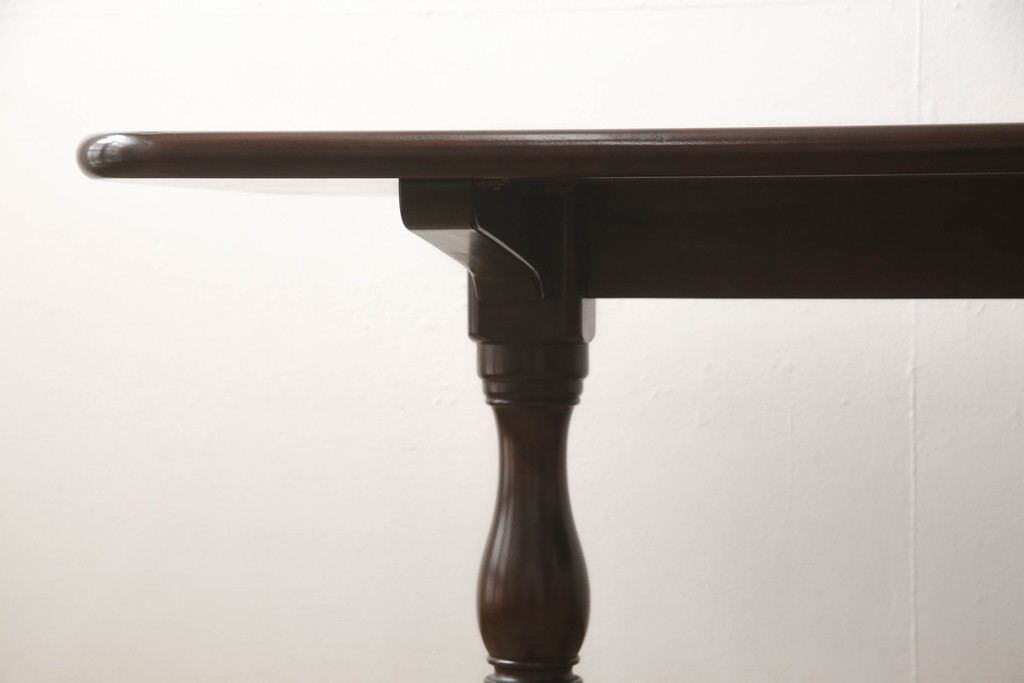 中古　美品　松本民芸家具　クラシカルな脚がおしゃれなT型食卓(ダイニングテーブル、4人掛け、6人掛け)(R-058861)