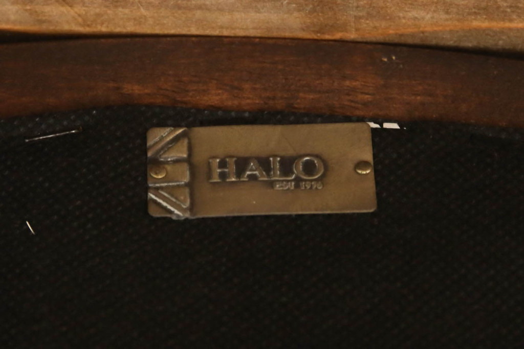 中古　美品　HALO(ハロ)　ハラコ　空間づくりのアクセントにぴったりなラウンジチェア(1人掛けソファ、アームチェア、椅子、イス)(R-060797)