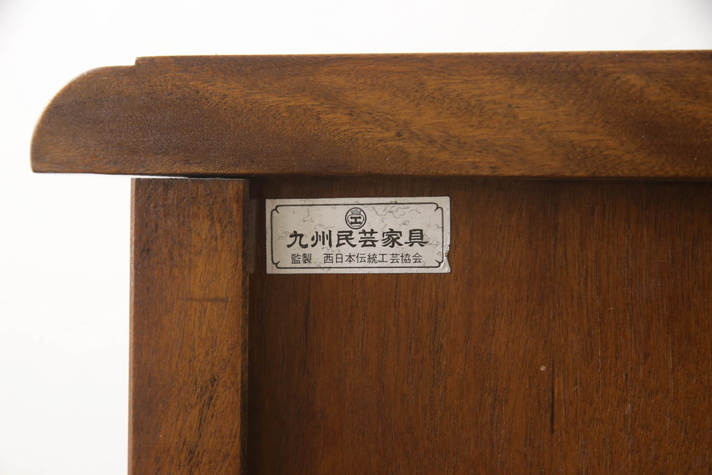 中古　九州民芸家具　樺桜(カバザクラ)の赤みがかった木肌が美しいサイドボード(収納棚、食器棚、キャビネット)(R-051371)